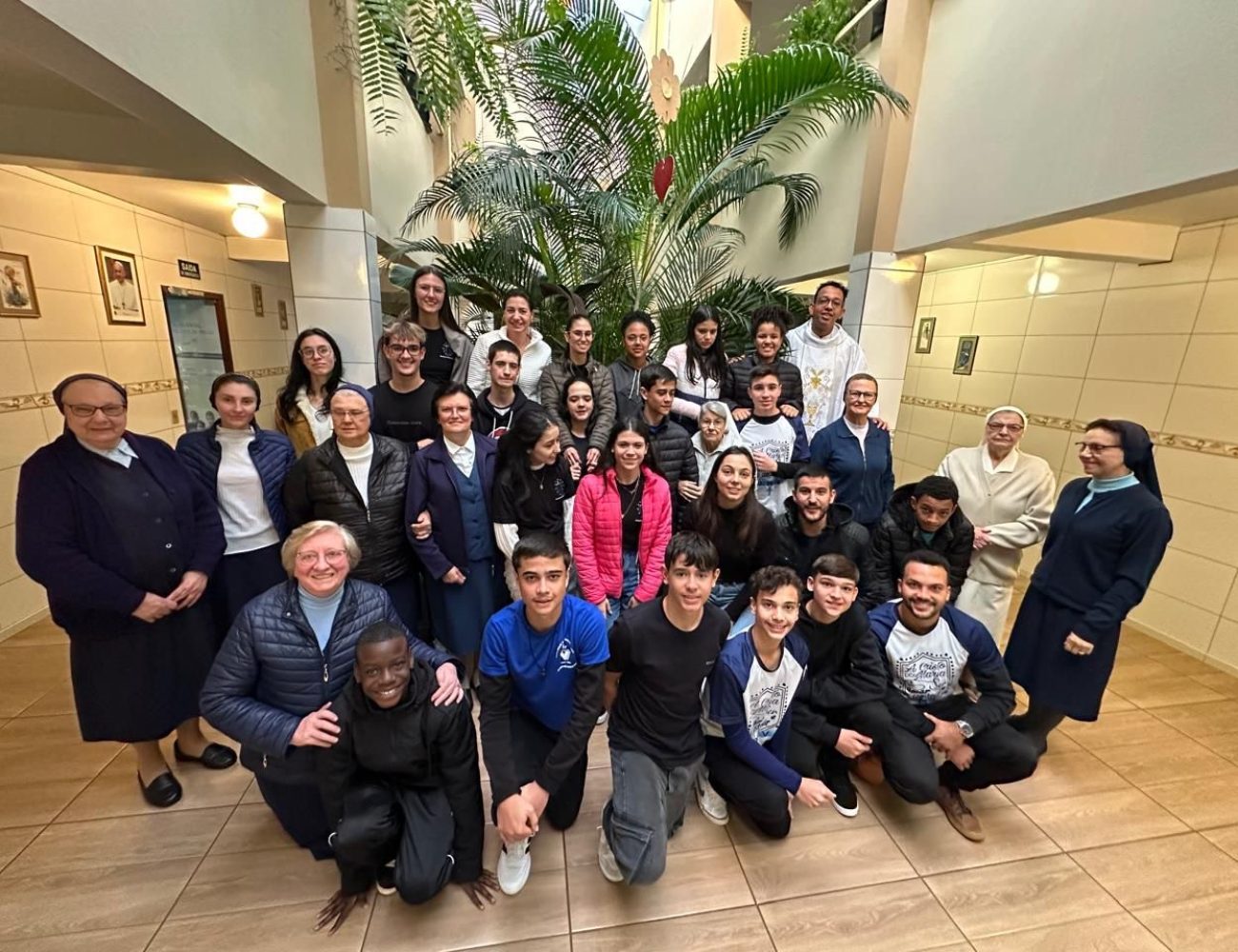 896d9a29 ea33 4afa 91f8 e42e4dc2f140